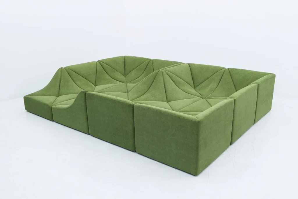 dune couch 12 pieces in green fabric