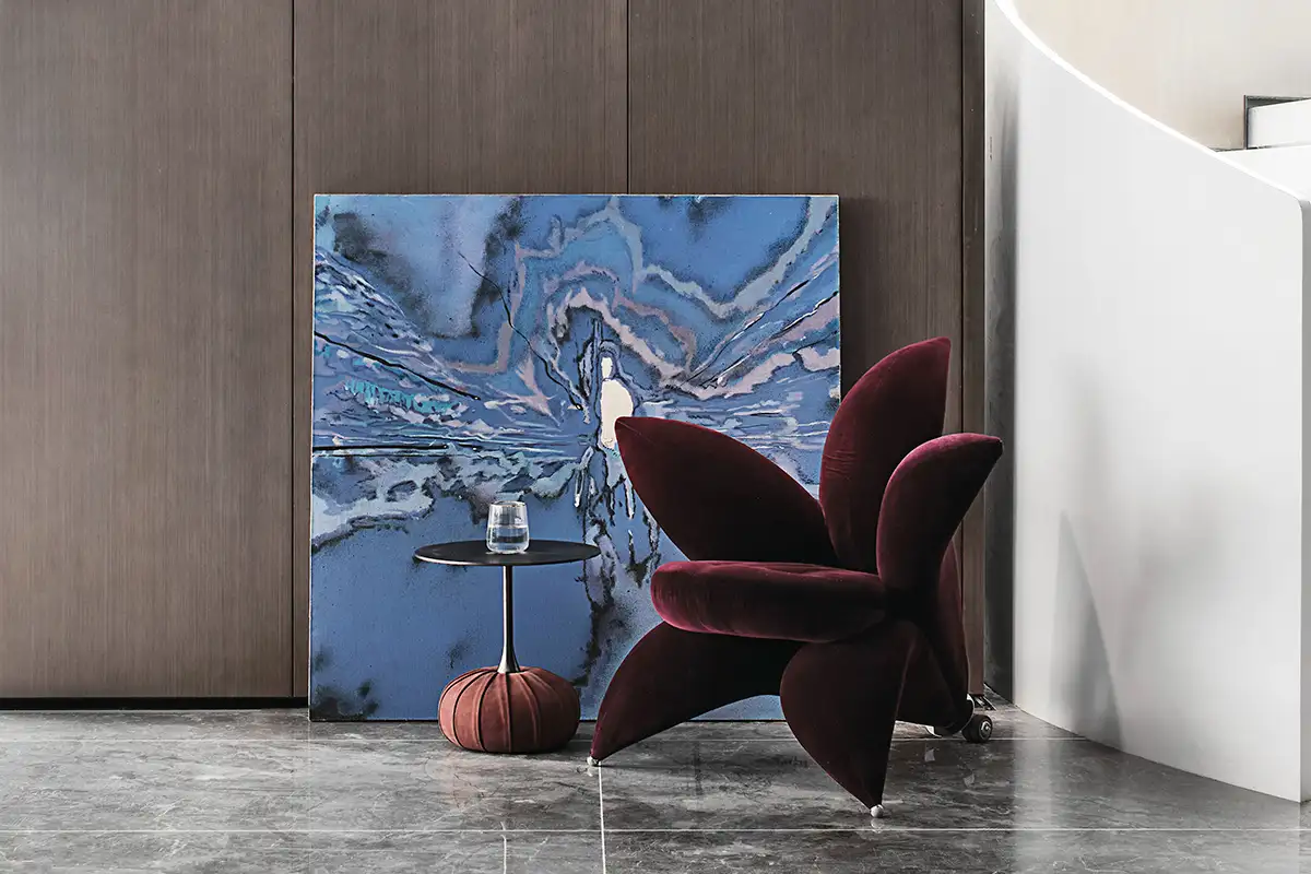 lily flower chair in living room