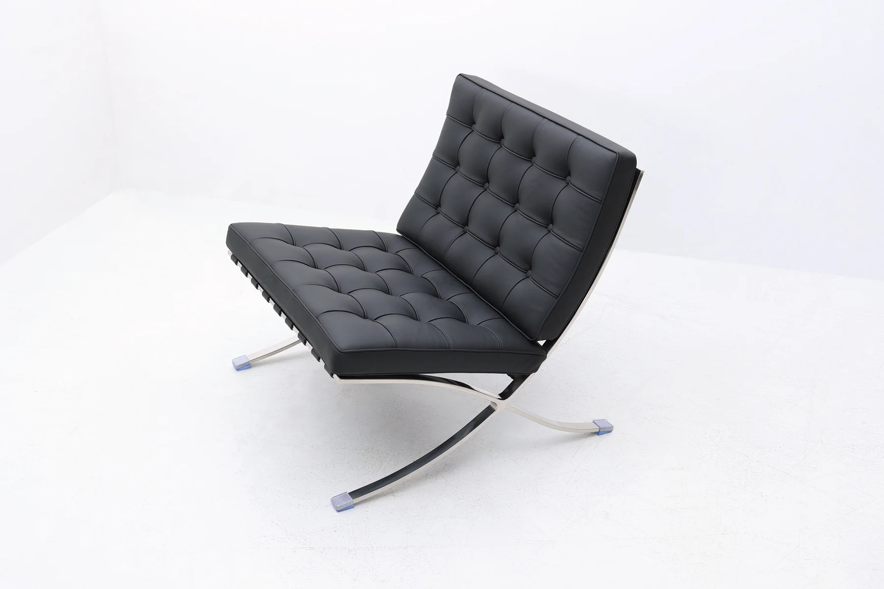 barcelona-chair-replica-leather-chair-cl011le01s-002