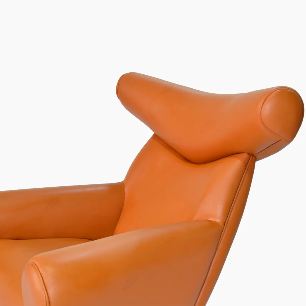 ox-inspired-chair-and-ottoman-cl048le01s-014