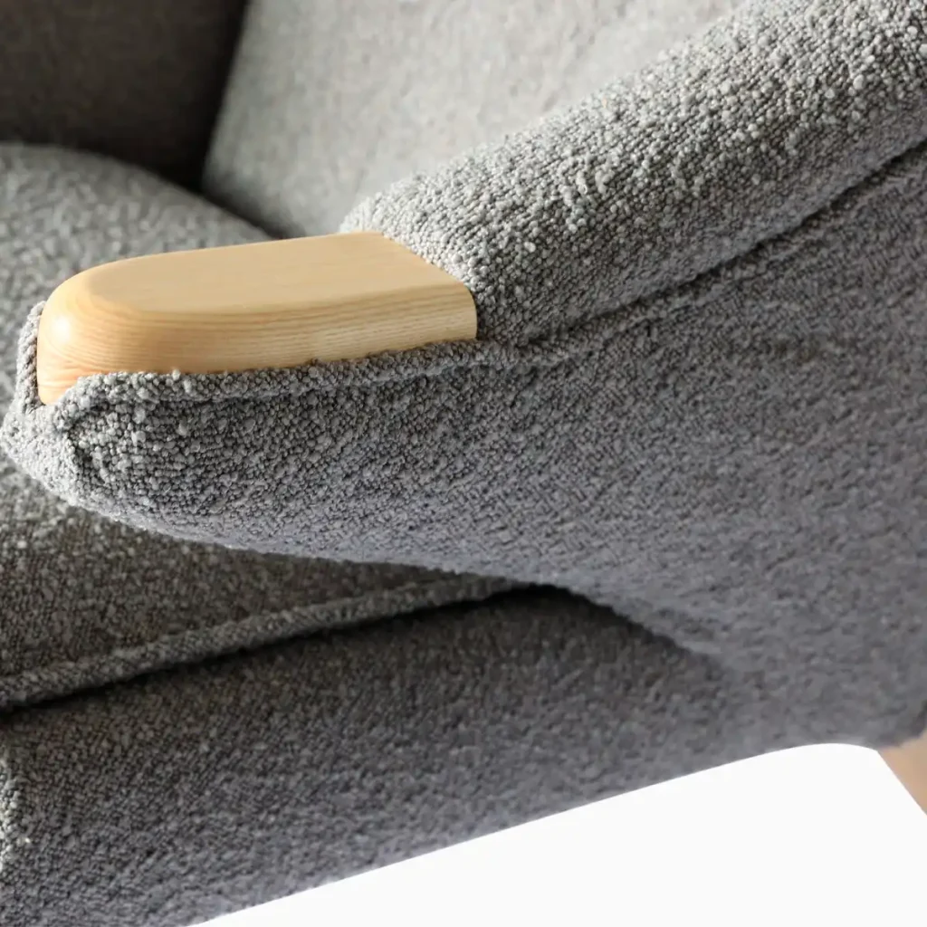 papa-bear-inspired-chair-and-ottoman-cl060fa01s-011