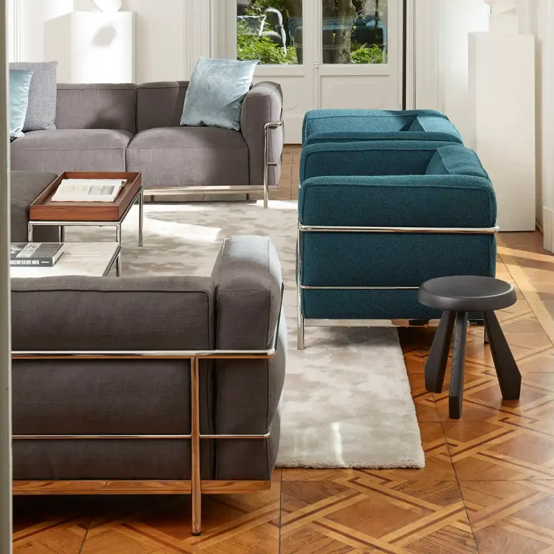 lc3-sofa-001