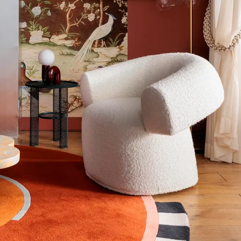 ruff-armchair
